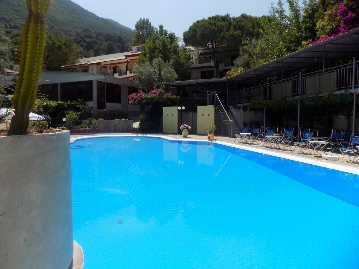 Lefkas Blue Hotel Nikiana Zimmer foto